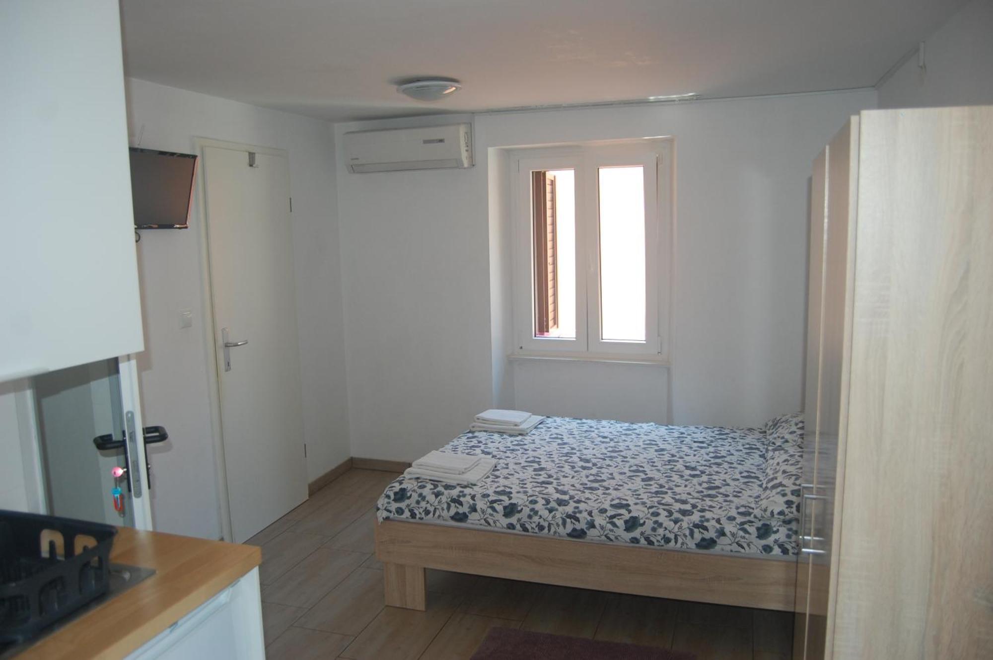 Apartments Dana Izola Exterior photo