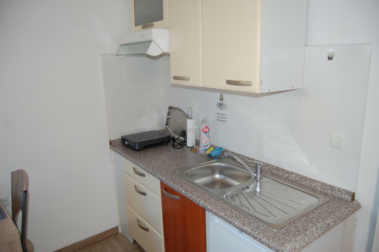 Apartments Dana Izola Exterior photo