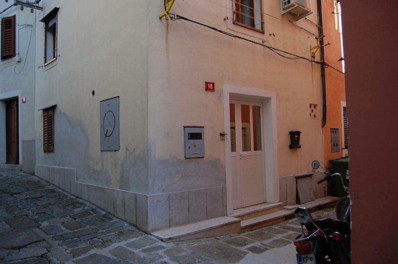 Apartments Dana Izola Exterior photo